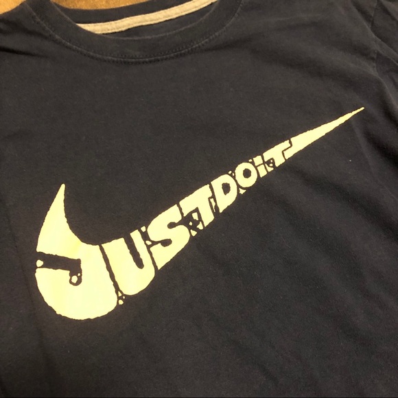 Nike Sportswear Just Do It Long Sleeve T-Shirt - Picture 3 of 5